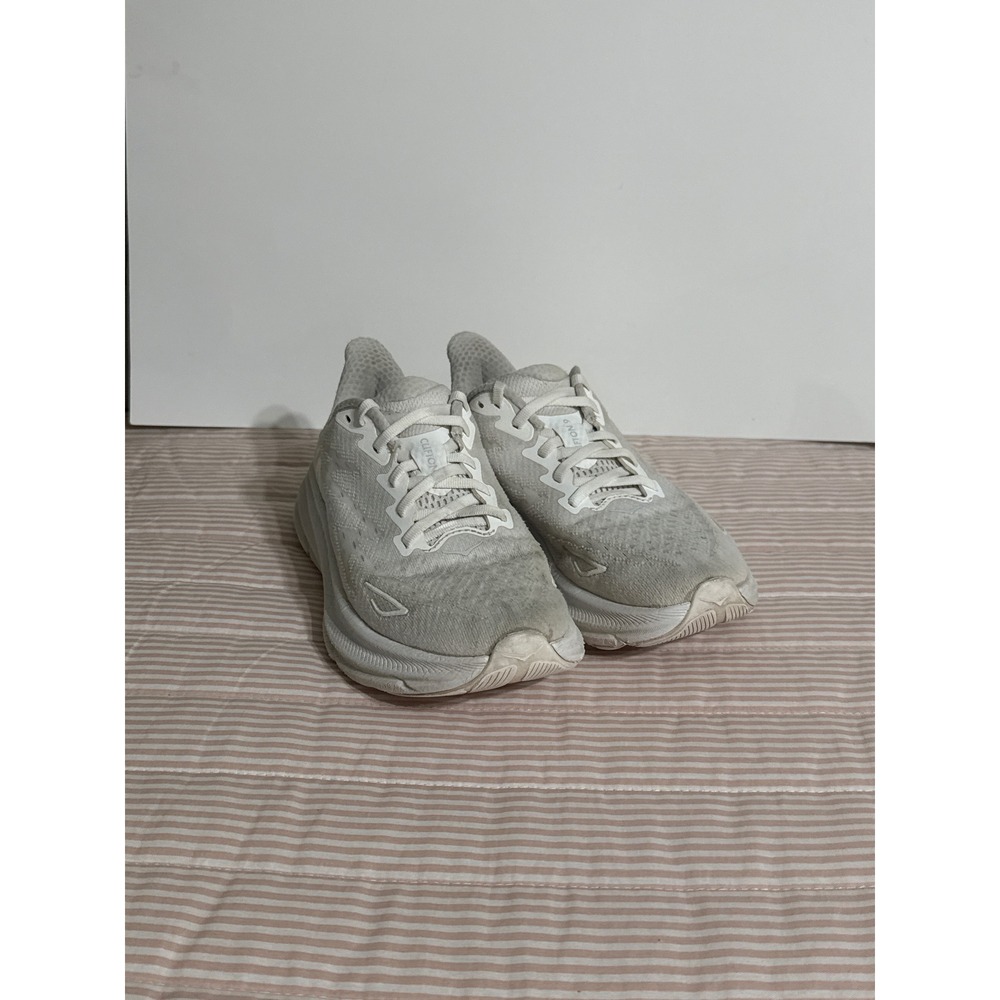 Hoka Clifton 9 White Silver Running Shoes Womens 5.5B Road Sneakers
